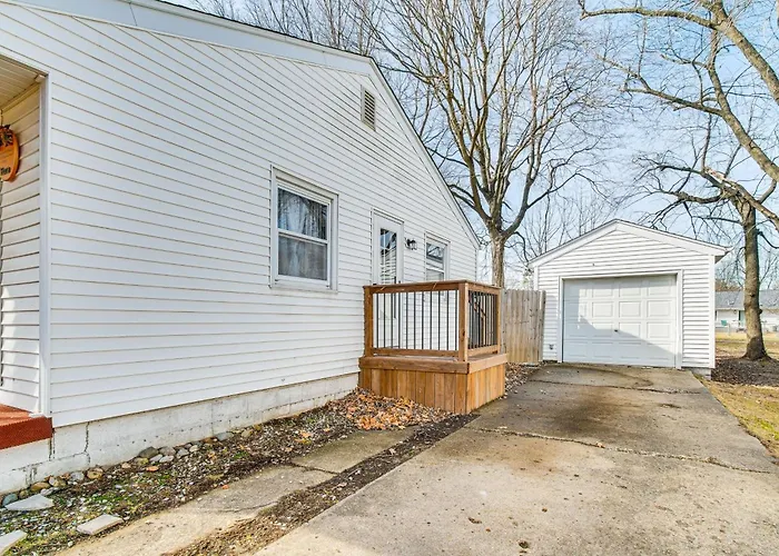 < 1 Mi To Route 66: W/ Large Yard! Holiday home Lincoln